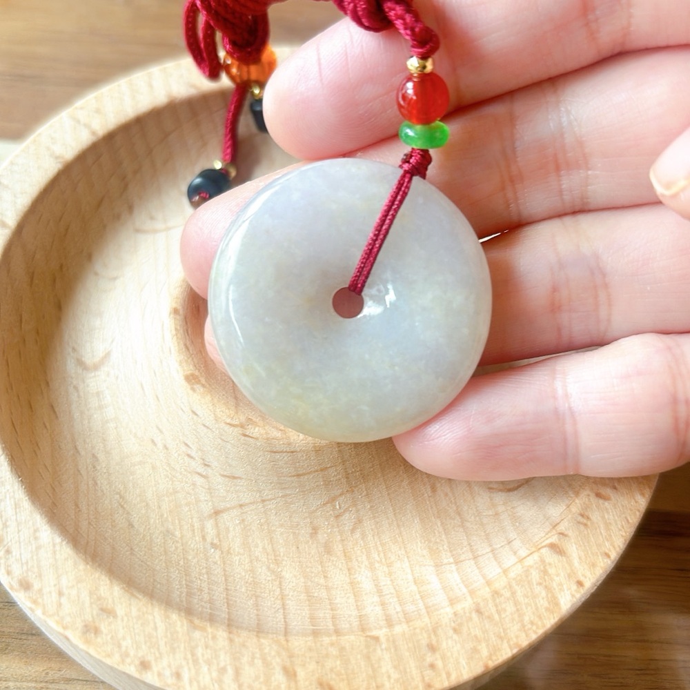 Elegant Jade Pendant Necklace